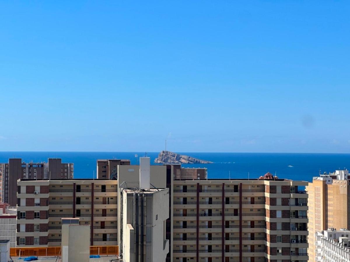 Gemelos 22-2-24 Benidorm Exteriör bild